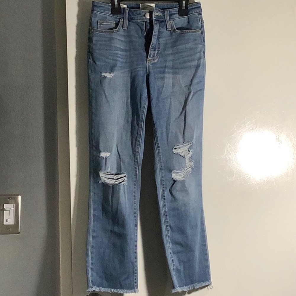 Universal thread blue jeans